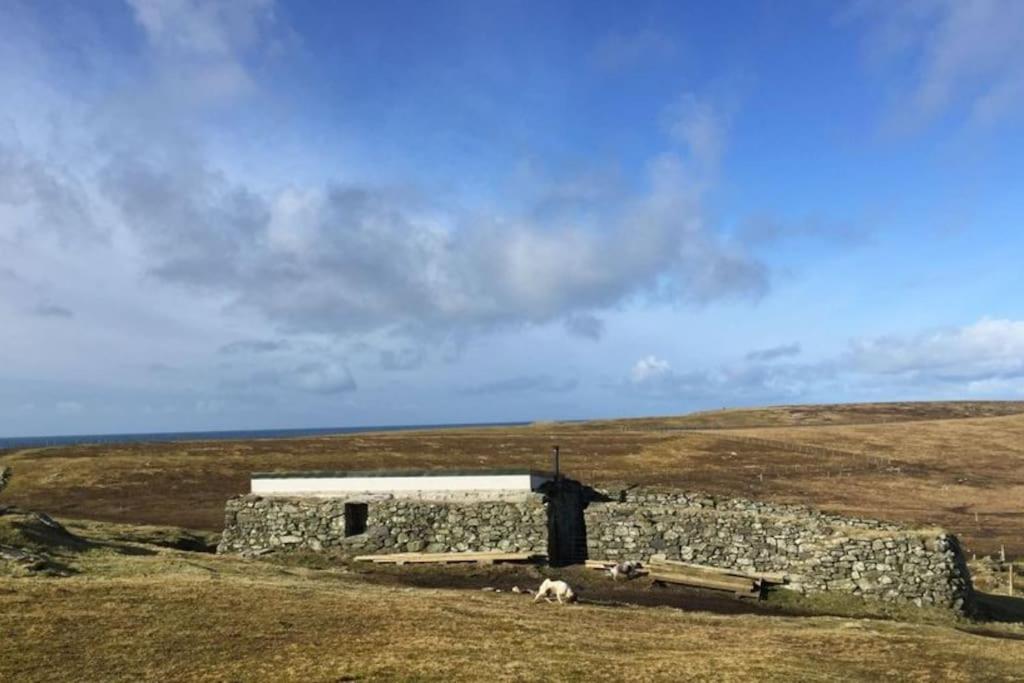 Squealing Pig Bothy * Barvas