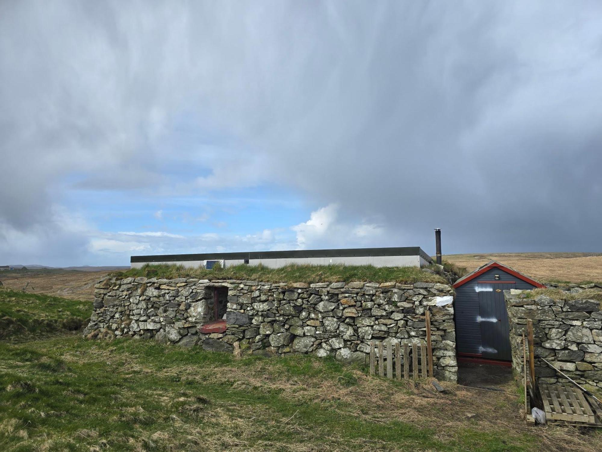 Squealing Pig Bothy *
